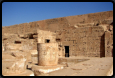 Die Hypostylhalle im Totentempel von Ramses III