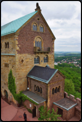 Blick vom Südturm zum Palas und Ritterbad