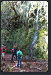 Wasserfall am Wanderweg Levada do Furado
