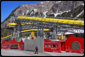 Baustellenzaun der Albula-Tunnelerweiterung