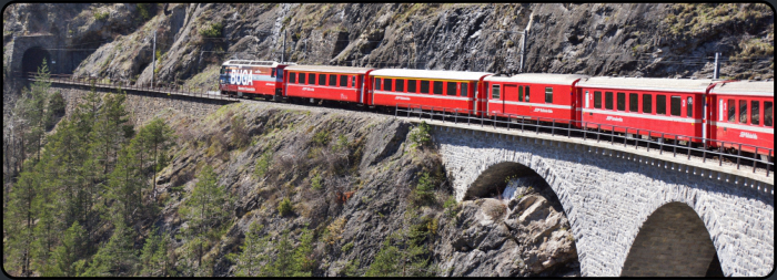 Die Albulabahn vor dem Landwasser-Viadukt