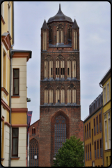Blick durch die Böttcherstraße auf die St,-Jakobi-Kirche