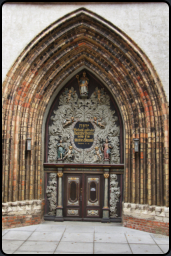 Portal der St.-Nikolei-Kirche