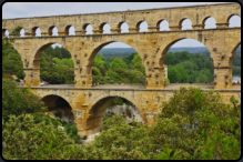 Blick auf das Viaduct "Pont-du-Gard"