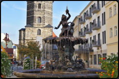 Der Sendigbrunnen auf dem Marktplatz