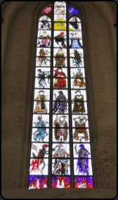 Totentanzfenster in der St.-Marien-Kirche