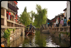 Bootsfahrt auf den Kanälen von Zhouzhuang
